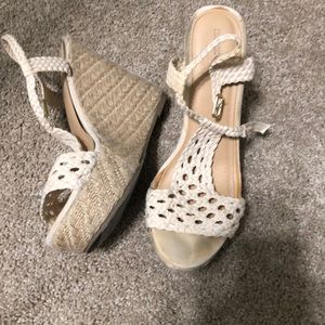 Women’s wedge sandal